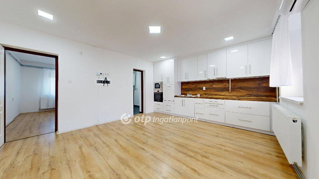 Eladó családi ház, Ököritófülpösön 32.5 M Ft, 3 szobás
