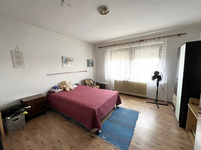 Eladó családi ház, Bölcskén 39.9 M Ft, 5 szobás