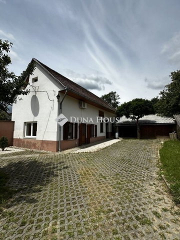 Eladó családi ház, Mecseknádasdon 55.9 M Ft, 4 szobás