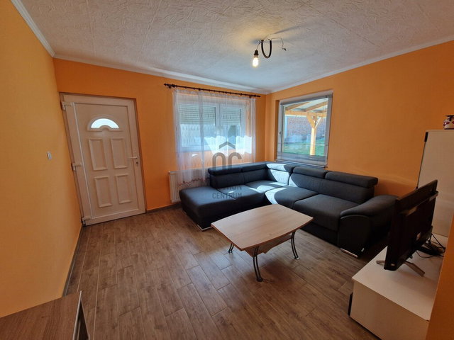 Eladó családi ház, Szentliszlón 23.9 M Ft, 2 szobás