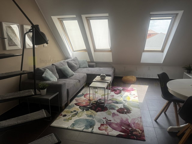 Eladó téglalakás, Szegeden, Rigó utcában 59.9 M Ft, 1+2 szobás