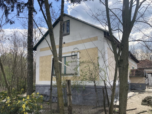 Eladó családi ház, Kecskeméten 39.9 M Ft, 2 szobás