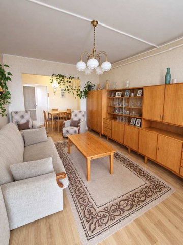 Eladó panellakás, Székesfehérvárott 65 M Ft, 3 szobás