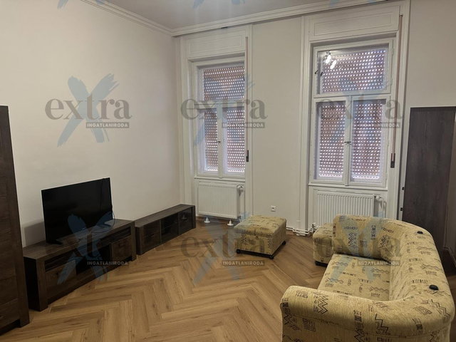 Kiadó téglalakás, albérlet, Szegeden 240 E Ft / hó, 2 szobás
