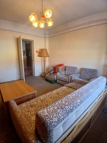 Eladó családi ház, Veszprémben 85 M Ft, 6 szobás