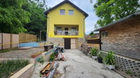 Eladó családi ház, Szigetszentmiklóson 75 M Ft, 4+1 szobás