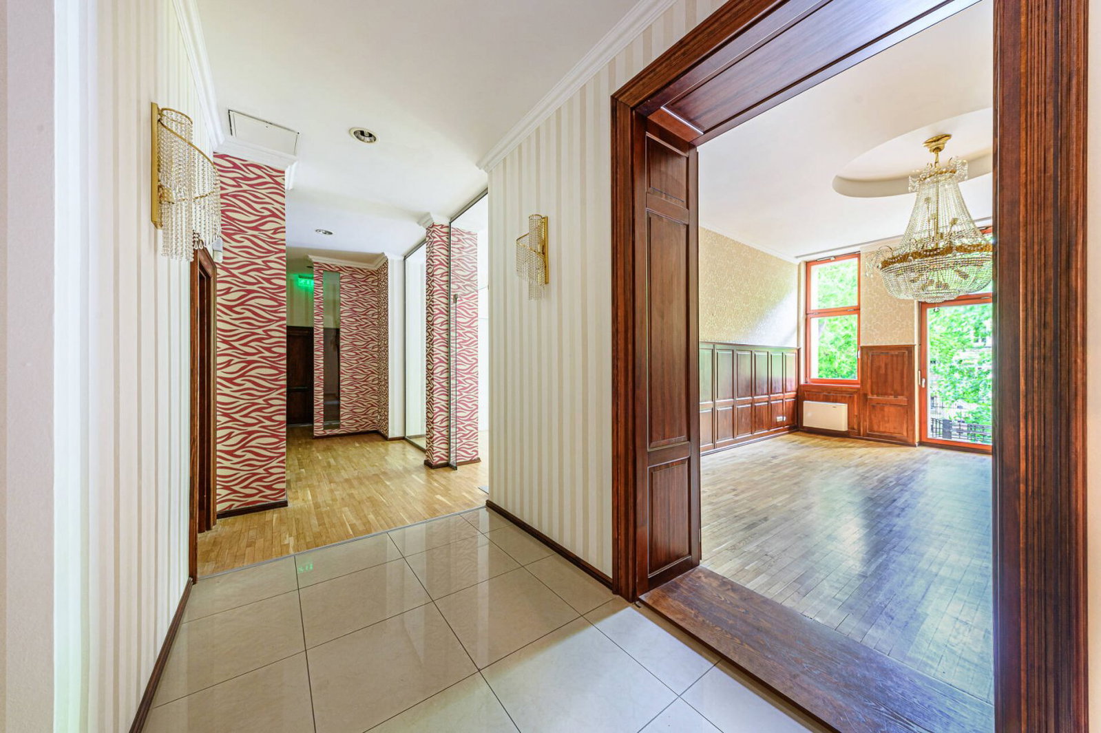 5 bed · 182m² · 295.000.000 ft