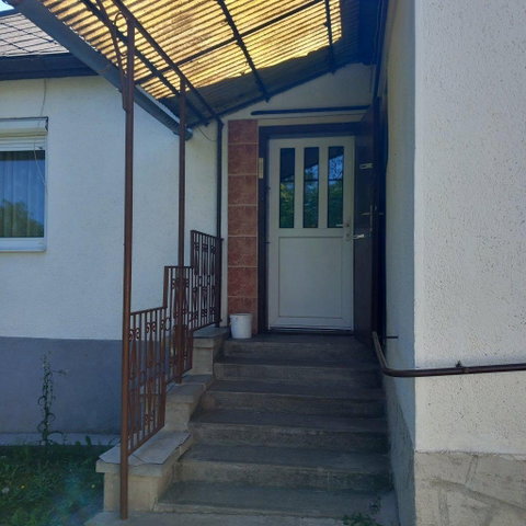 Eladó családi ház, Vizsláson 22 M Ft, 3 szobás