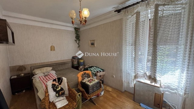 Eladó téglalakás, Szentendrén 57 M Ft, 2 szobás