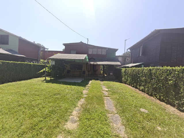 Eladó nyaraló, Mohácson 6.2 M Ft, 2 szobás