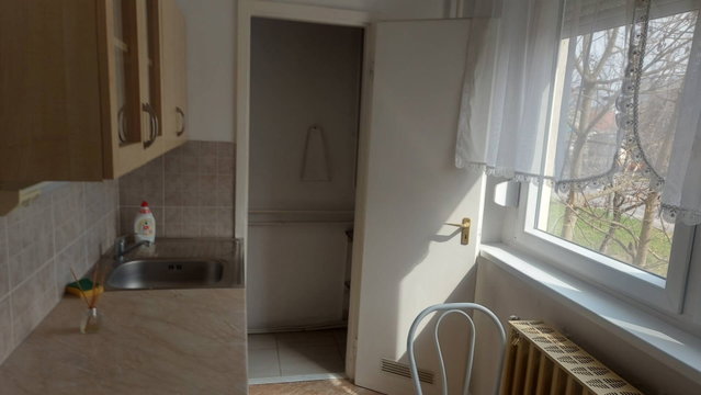 Kiadó téglalakás, albérlet, Békéscsabán 100 E Ft / hó