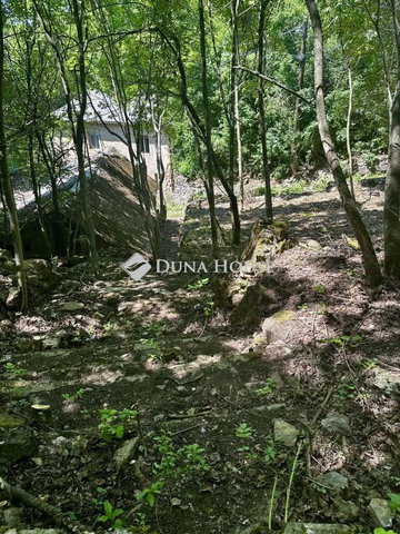 Eladó telek, Pécsett, Szkókó tető közben 15.6 M Ft