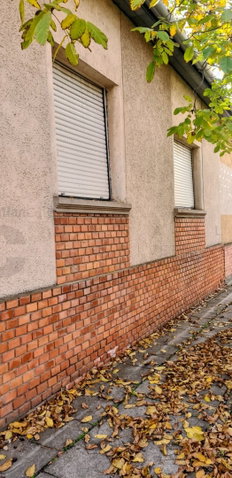 Eladó családi ház, Szegeden 52.9 M Ft, 2 szobás