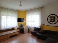 Eladó téglalakás, Szombathelyen 105 M Ft, 4 szobás