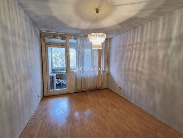 Eladó panellakás, Budapesten, III. kerületben 71.9 M Ft, 3 szobás