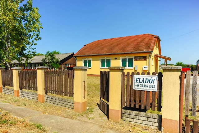 Eladó ipari ingatlan, Fehérgyarmaton, Szatmári utcában 250 M Ft