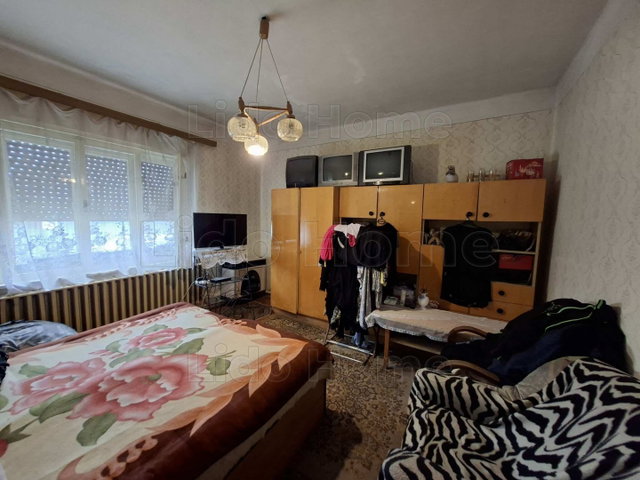 Eladó családi ház, Abában 39.999 M Ft, 3 szobás