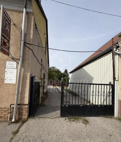 Eladó családi ház, Tatabányán 105 M Ft / költözzbe.hu