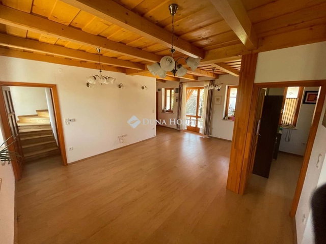 Kiadó családi ház, albérlet, Budakeszin 400 E Ft / hó, 4 szobás