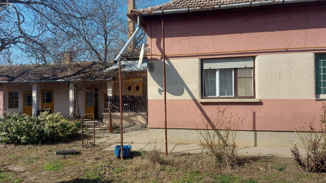 Eladó családi ház, Nagybánhegyesen 15.9 M Ft, 4 szobás