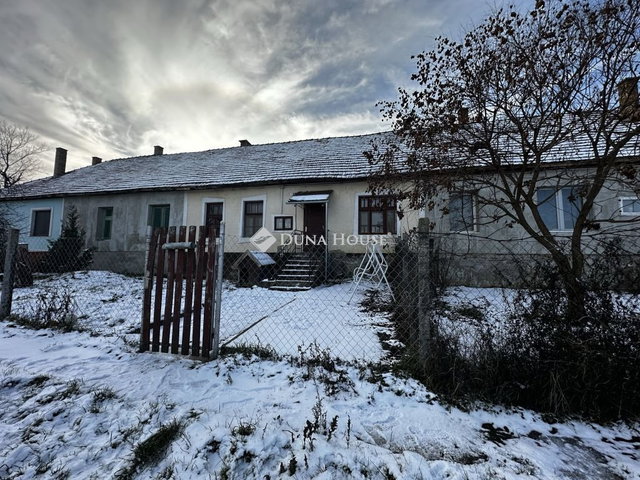 Eladó téglalakás, Iregszemcsén 8.5 M Ft, 2 szobás