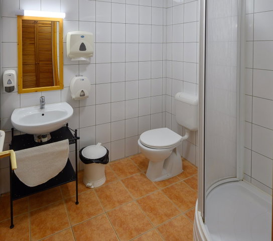 Kiadó téglalakás, albérlet, Makón 150 E Ft / hó, 2 szobás