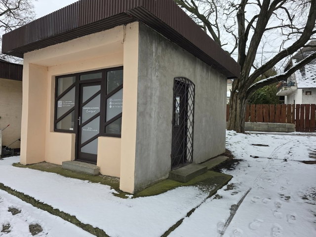 Eladó üzlethelyiség, Velencén 17 M Ft, 1 szobás