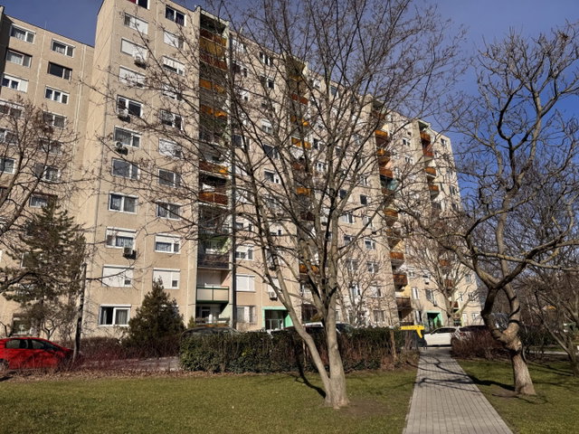 Eladó panellakás, Dunakeszin 62.99 M Ft, 4 szobás