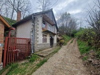 Eladó családi ház, Szászváron 3.4 M Ft, 1 szobás