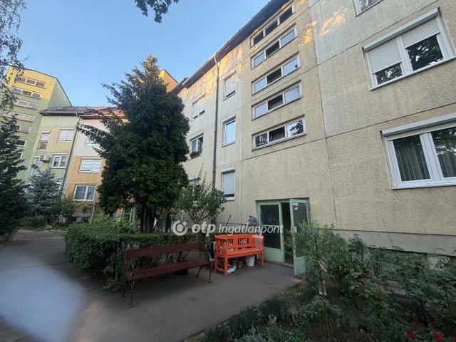 Eladó panellakás, Miskolcon 25.8 M Ft, 1 szobás