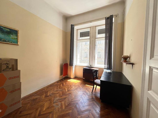 Eladó téglalakás, Budapesten, VI. kerületben, Szófia utcában