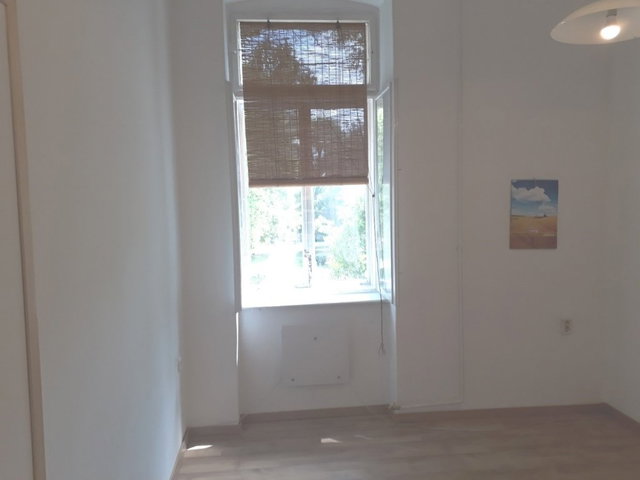 Kiadó iroda, Székesfehérvárott 52 E Ft / hó, 1 szobás