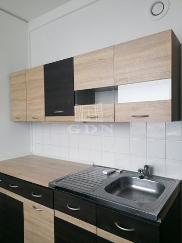 Kiadó panellakás, albérlet, Szegeden 150 E Ft / hó, 1+1 szobás