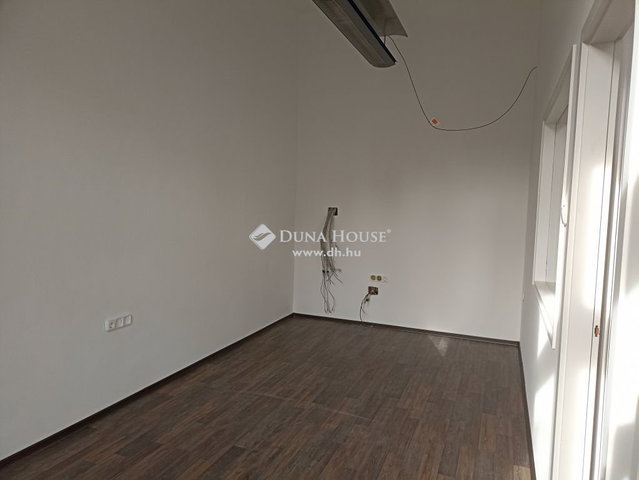 Kiadó iroda, Zalaegerszegen 180 E Ft / hó / költözzbe.hu