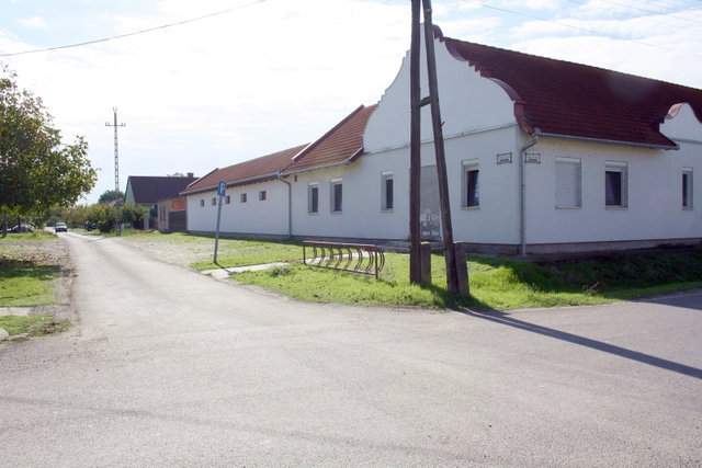 Eladó családi ház, Hajóson 47.5 M Ft, 6 szobás