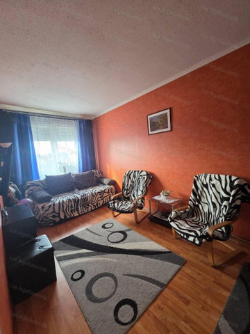 Eladó panellakás, Oroszlányban 28.99 M Ft, 2 szobás