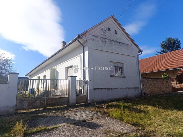 Eladó családi ház, Babarcon 17 M Ft, 3 szobás