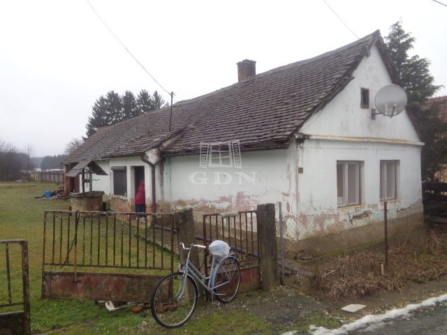 Eladó családi ház, Csákánydoroszlón 8.5 M Ft, 2 szobás