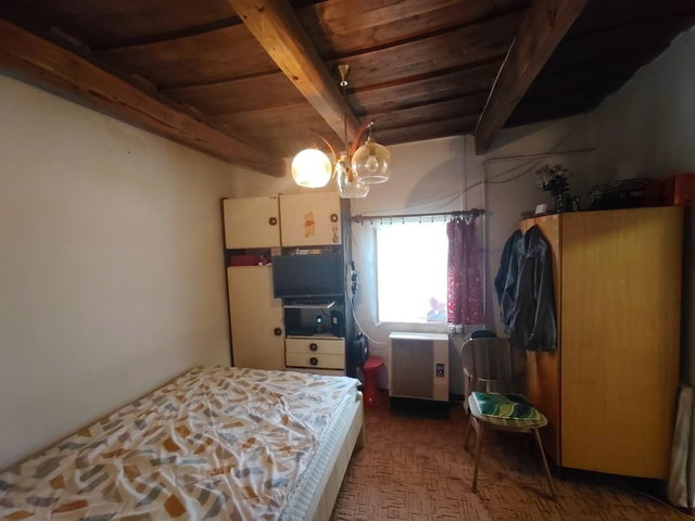 Eladó családi ház, Baracson, Széchenyi utcában 33 M Ft