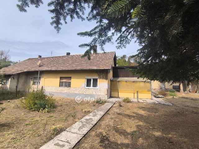 Eladó családi ház, Rákóczibányán 9.9 M Ft, 1+1 szobás