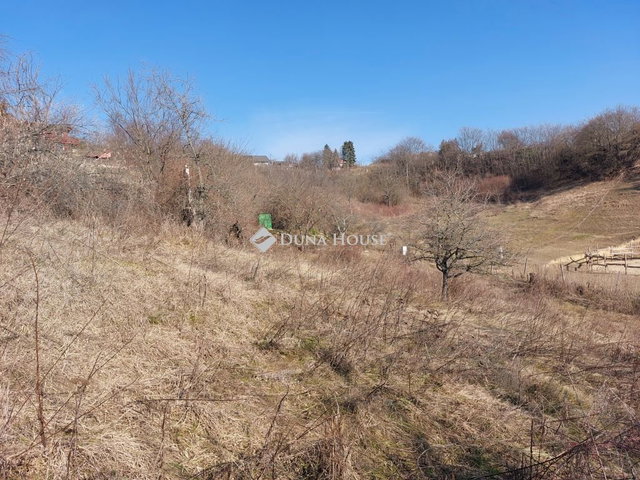 Eladó telek, Vácon 35 M Ft / költözzbe.hu