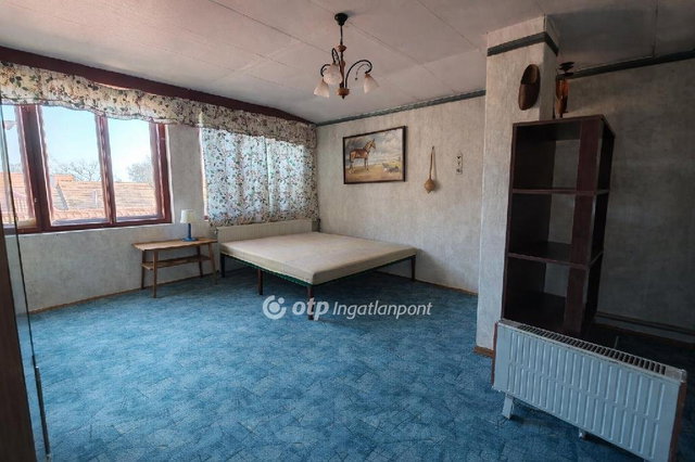 Eladó családi ház, Zsámbékon 69.99 M Ft, 3 szobás