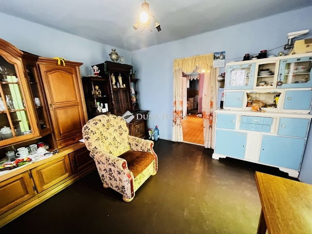 Eladó családi ház, Monoron 25 M Ft, 2 szobás