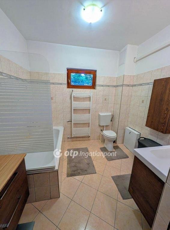 4 bed · 164m² · 119.900.000 ft