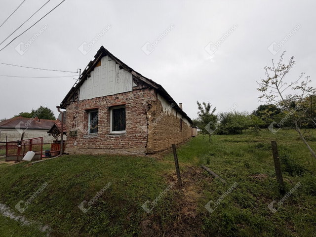 Eladó családi ház, Bagodon 12.9 M Ft, 3 szobás