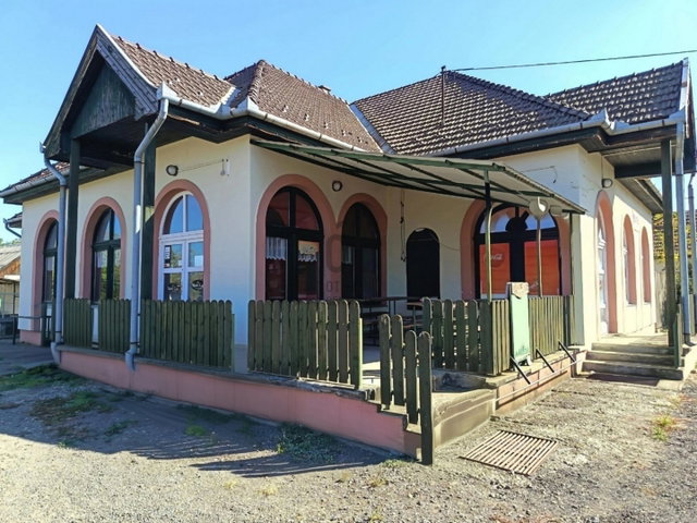 Eladó üzlethelyiség, Farmoson 94 M Ft / költözzbe.hu