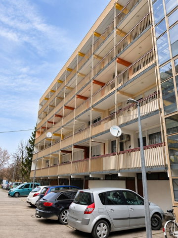 Eladó panellakás, Mohácson 26.95 M Ft, 2 szobás