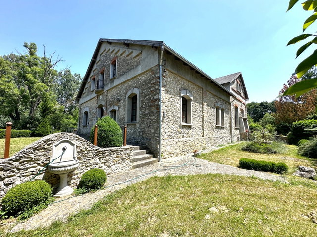 Eladó családi ház, Lókúton 199 M Ft, 5 szobás