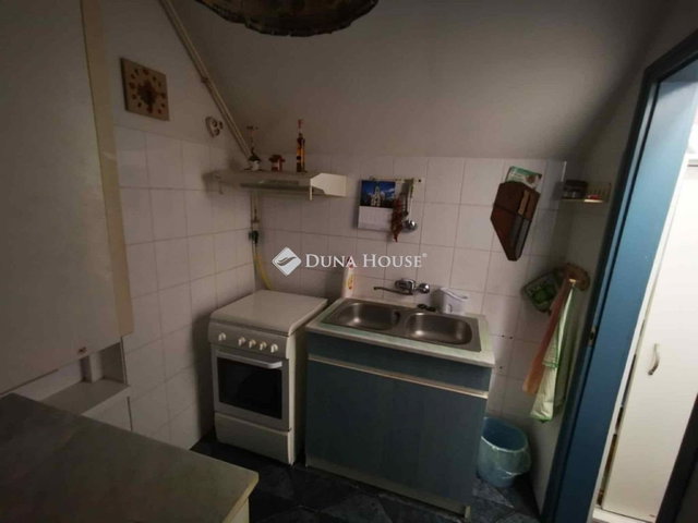 Eladó családi ház, Lovasberényben 65 M Ft, 6 szobás