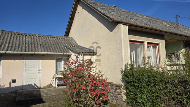 Eladó családi ház, Tiszafüreden 42 M Ft, 2 szobás